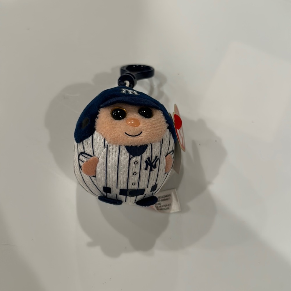 TY Beanie Ballz NY Yankees